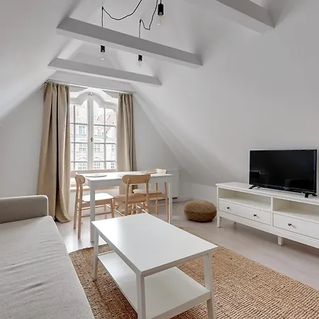Lägenhet Comfort Dlugi Targ Gdańsk